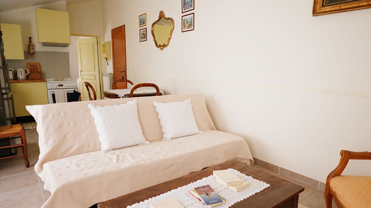 Photo of Livingroom in Montfavet