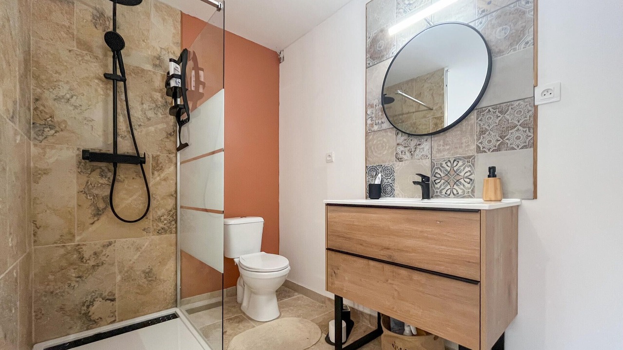 Photo of Bathroom in Saint-Genies-de-Comolas