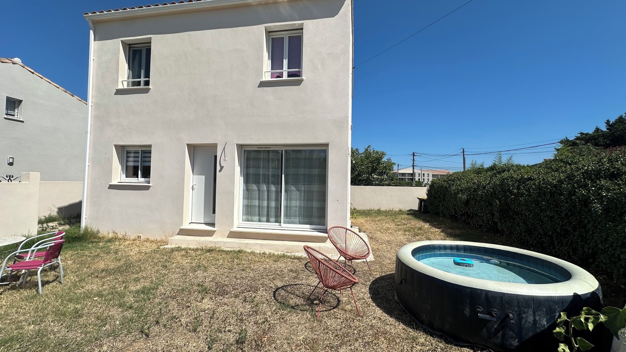 Photo of Patio Balcony in Redessan