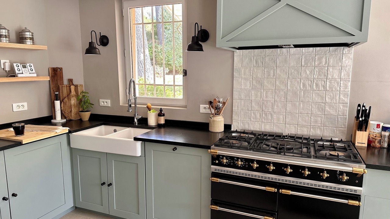 Photo of Kitchen in Saint-Etienne-du-Gres