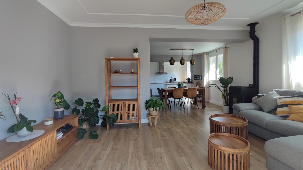 Photo of Livingroom in Ensues-la-Redonne