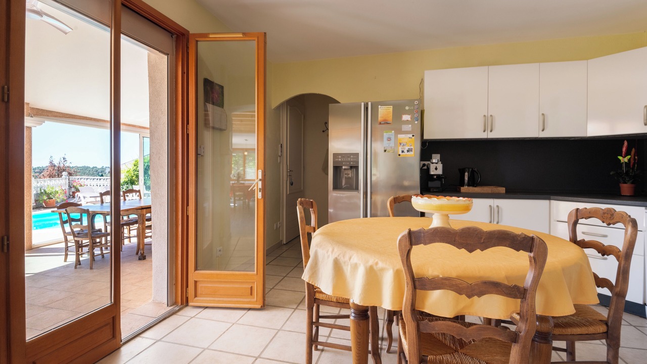 Photo of Kitchen in Ledenon
