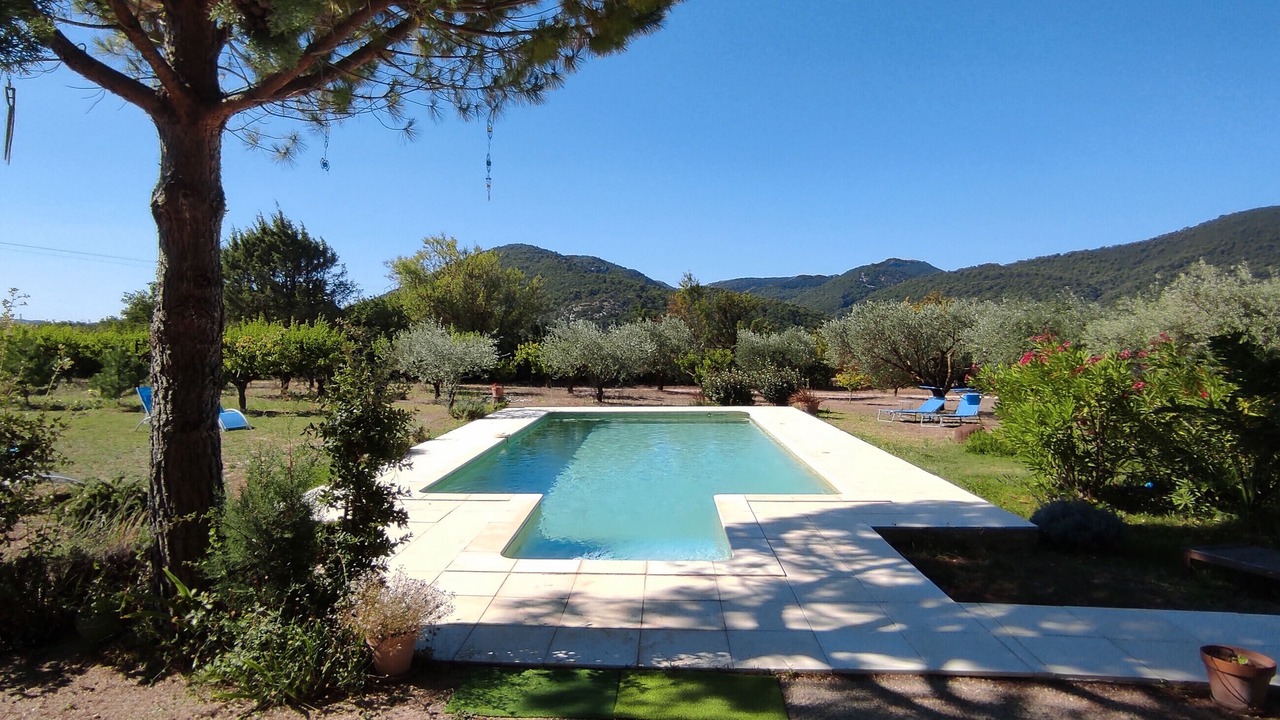 Photo of Outdoor in Entrechaux
