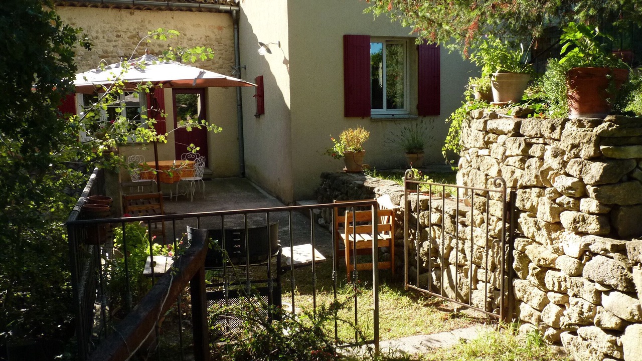Photo of Patio Balcony in Entrechaux