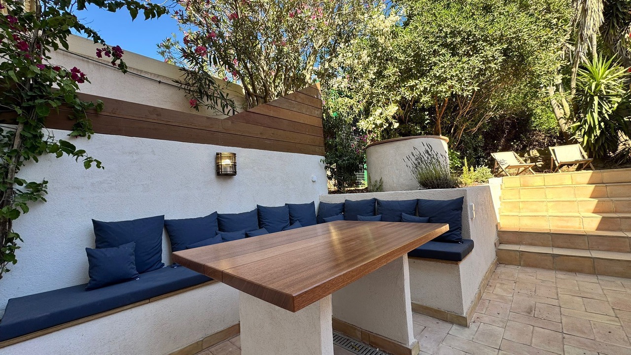 Photo of Patio Balcony in Porquerolles