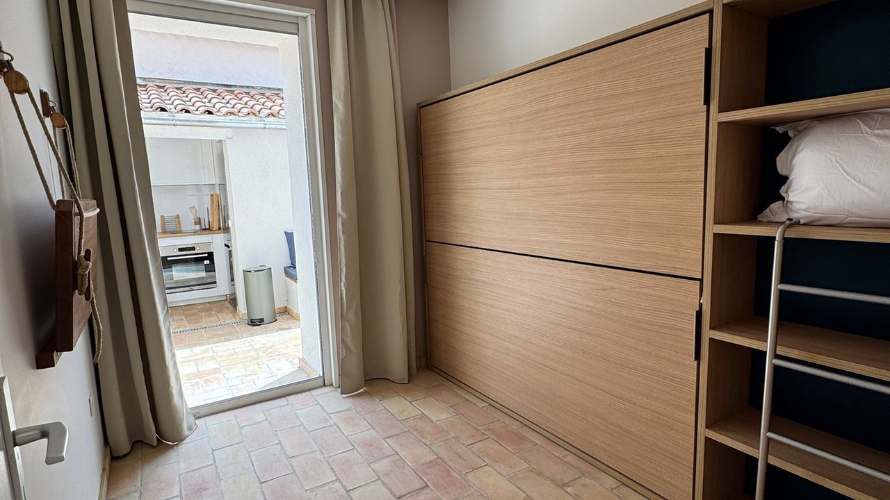 Photo of Bedroom in Porquerolles