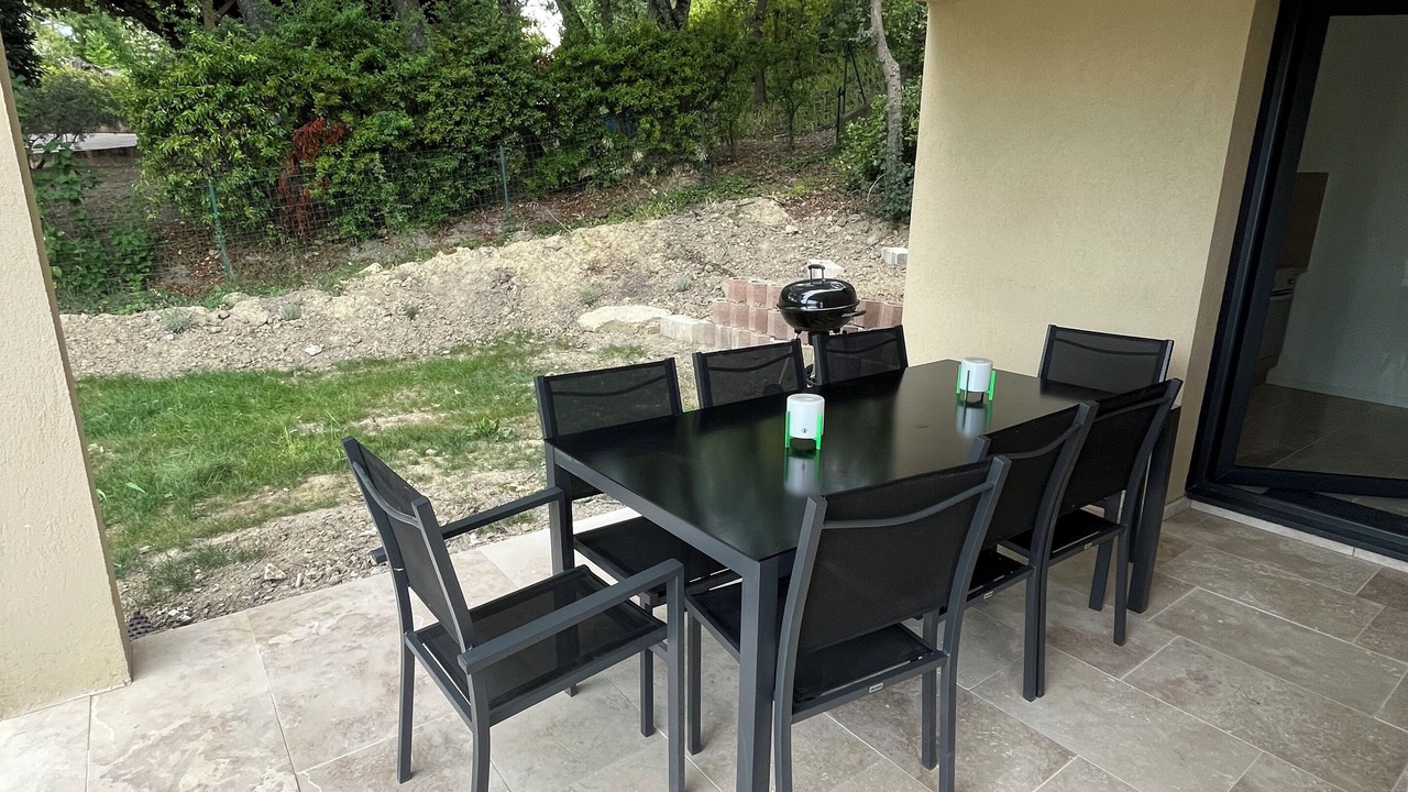 Photo of Outdoor in Pierrevert