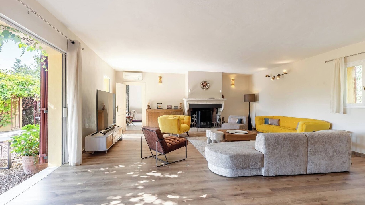 Photo of Livingroom in Gargas