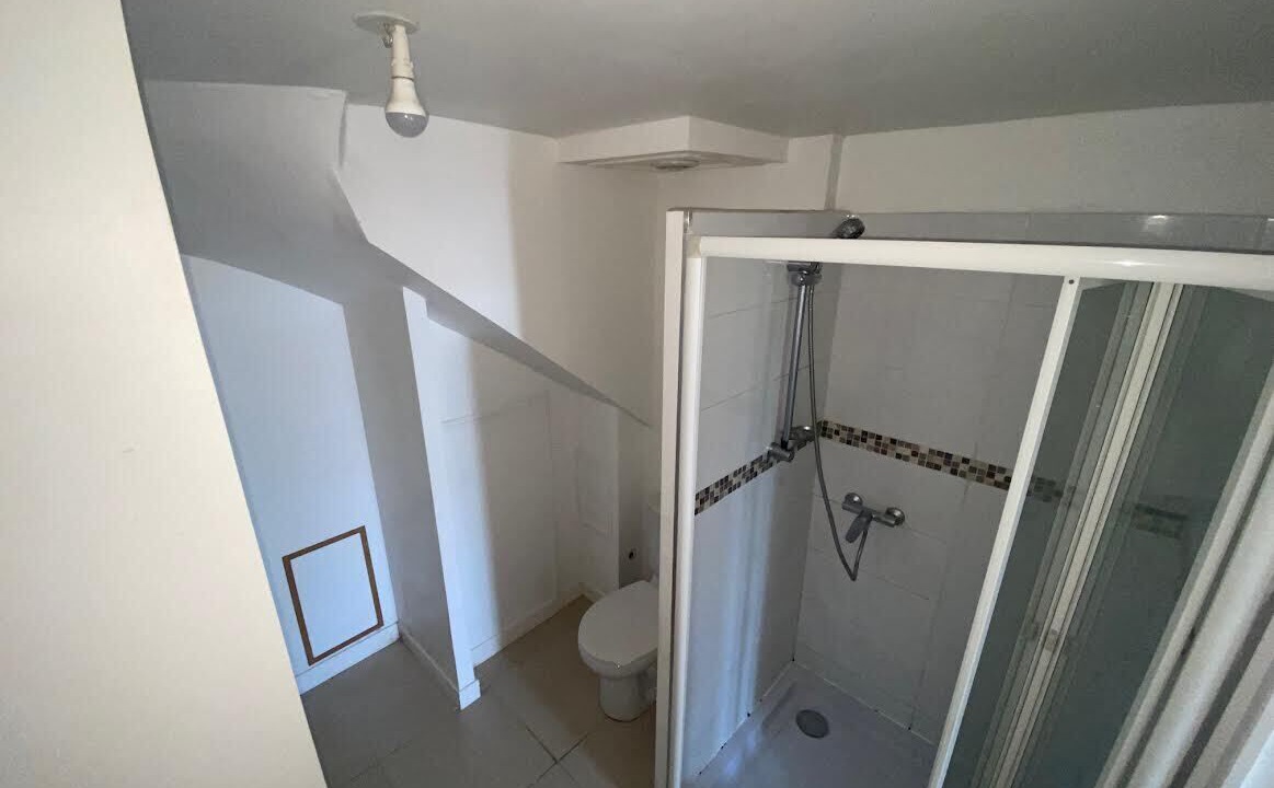 Photo of Bathroom in Saint-Mitre