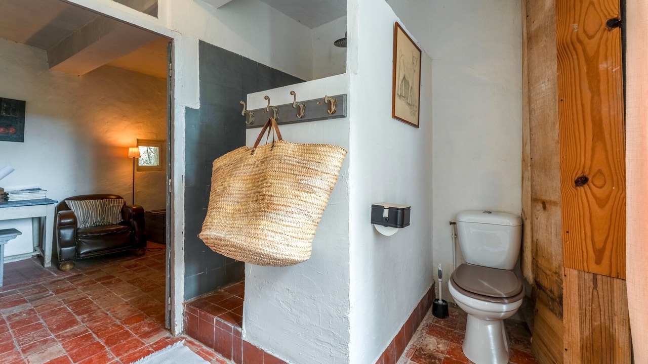 Photo of Bathroom in Crestet