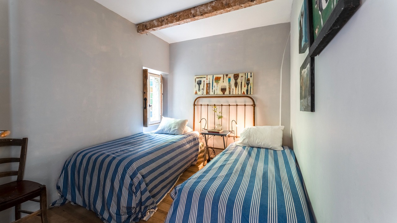 Photo of Bedroom in Crestet