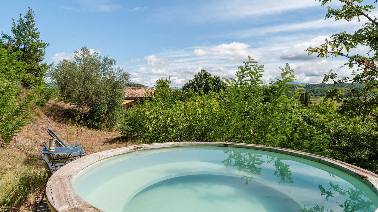 Photo of Outdoor in Crestet