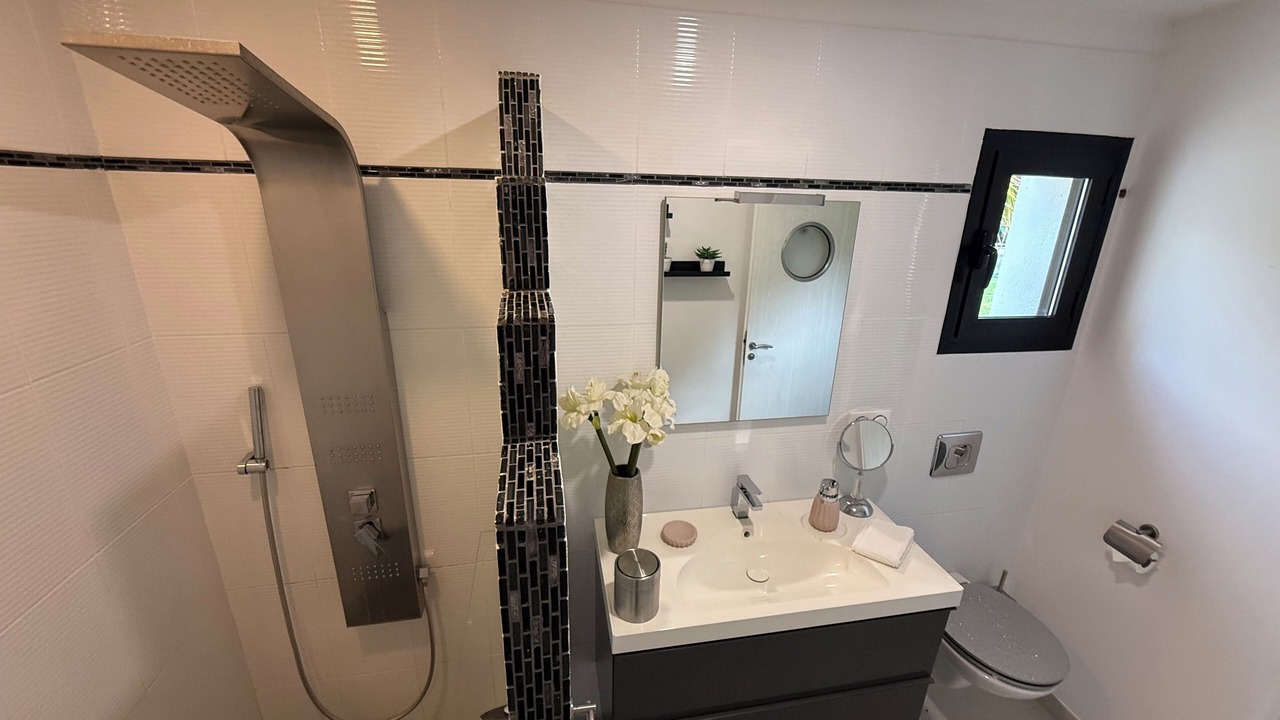Photo of Bathroom in Istres