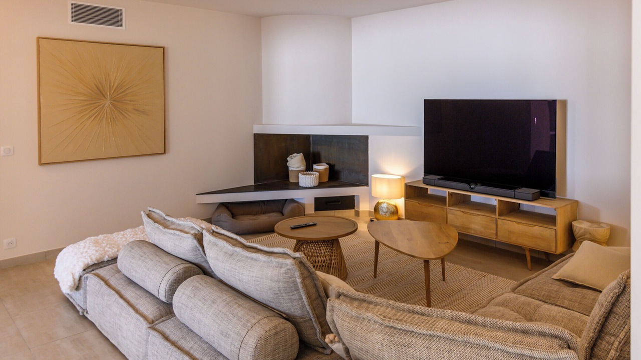Photo of Livingroom in Charleval