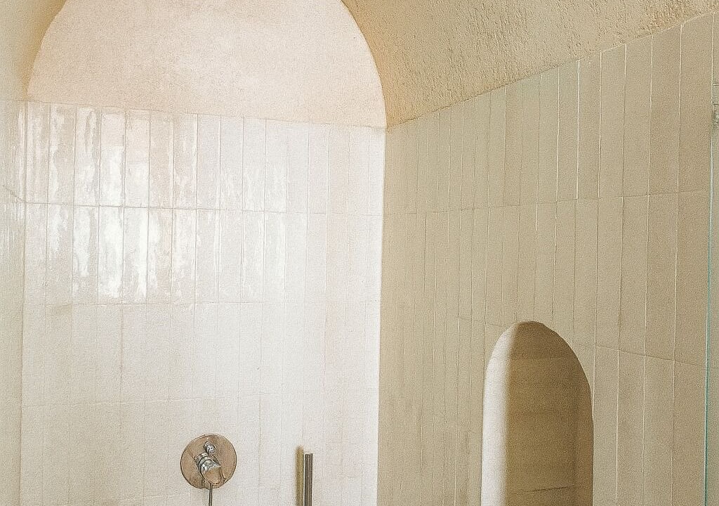 Photo of Bathroom in Path of the Gods