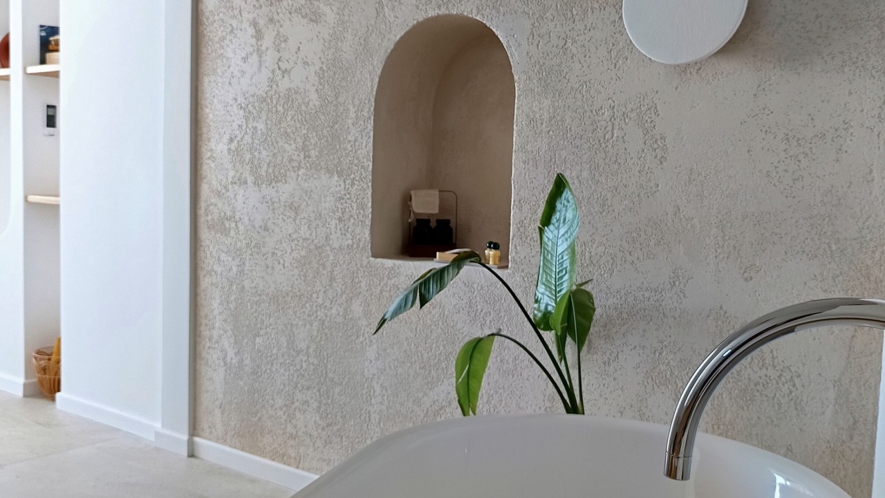 Photo of Bathroom in Path of the Gods