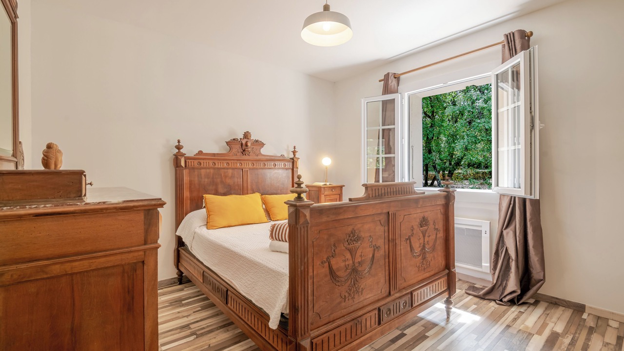 Photo of Bedroom in Bonnieux