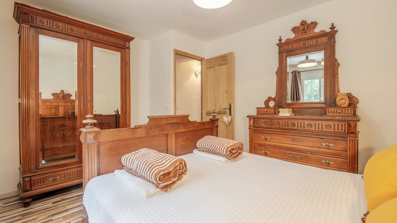 Photo of Bedroom in Bonnieux