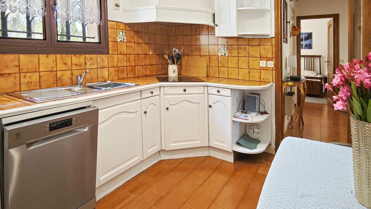 Photo of Kitchen in Le Thoronet