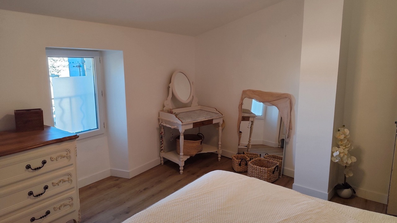 Photo of Bedroom in Saint-Saturnin-les-Avignon