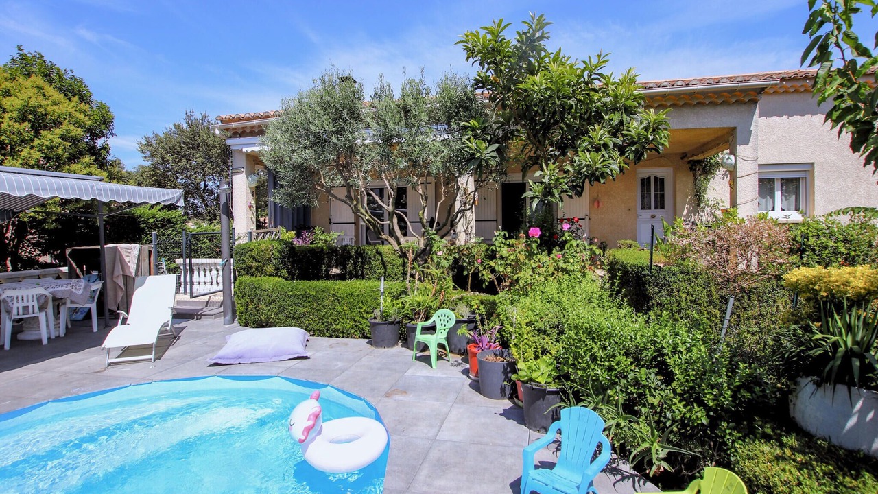 Photo of Outdoor in Bedarrides