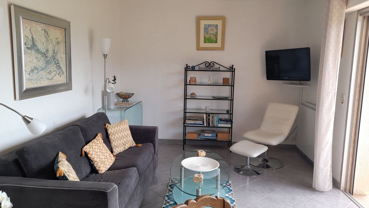 Photo of Livingroom in Saint-Vallier-de-Thiey