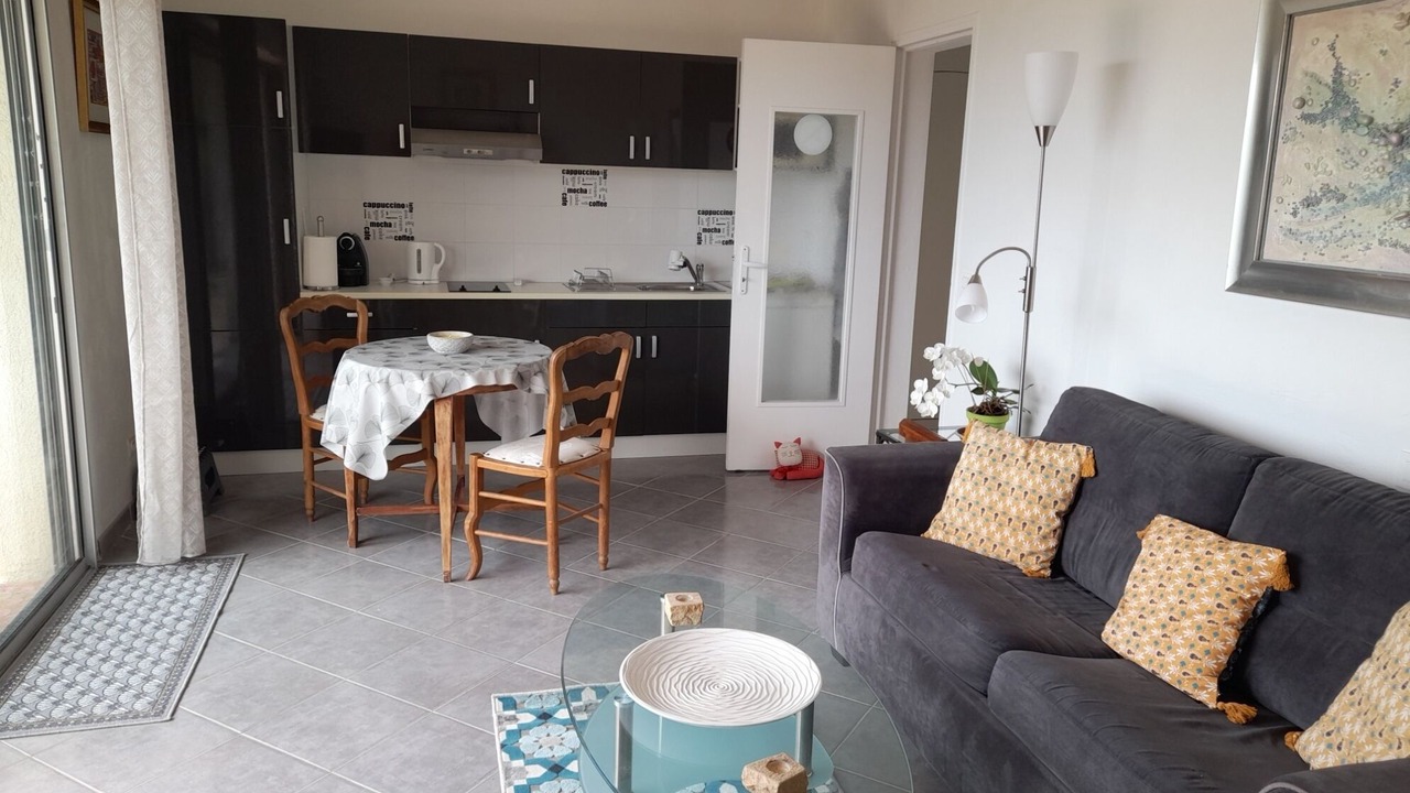 Photo of Livingroom in Saint-Vallier-de-Thiey