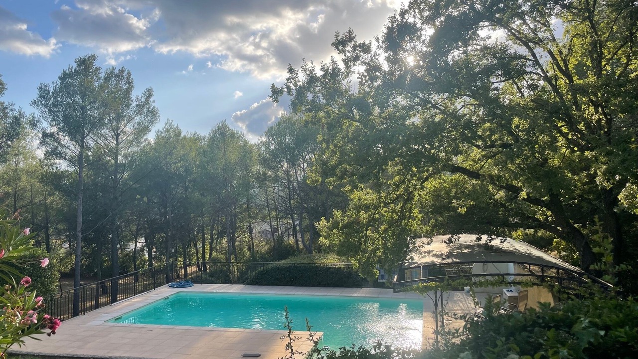 Photo of Outdoor in Gareoult