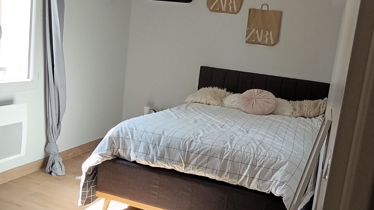 Photo of Bedroom in Lioux