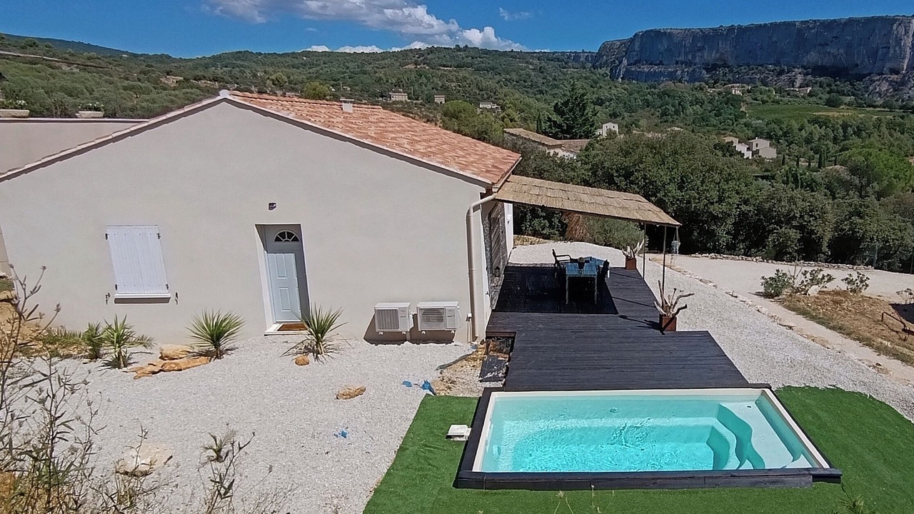 Photo of Outdoor in Lioux