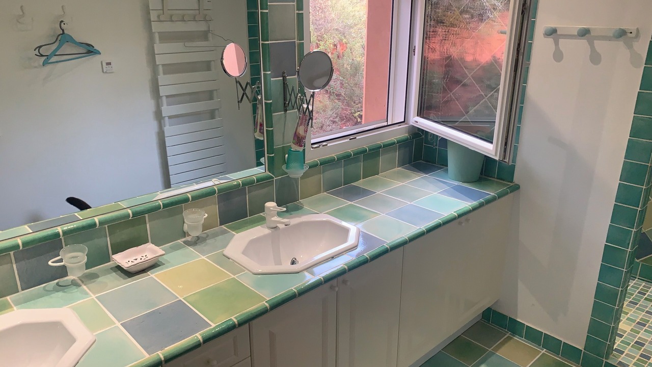 Photo of Bathroom in Roussillon