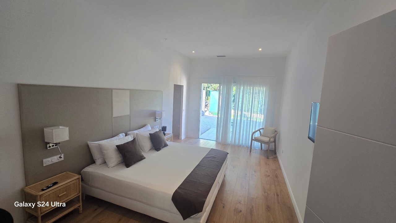 Photo of Bedroom in Saint-Cannat