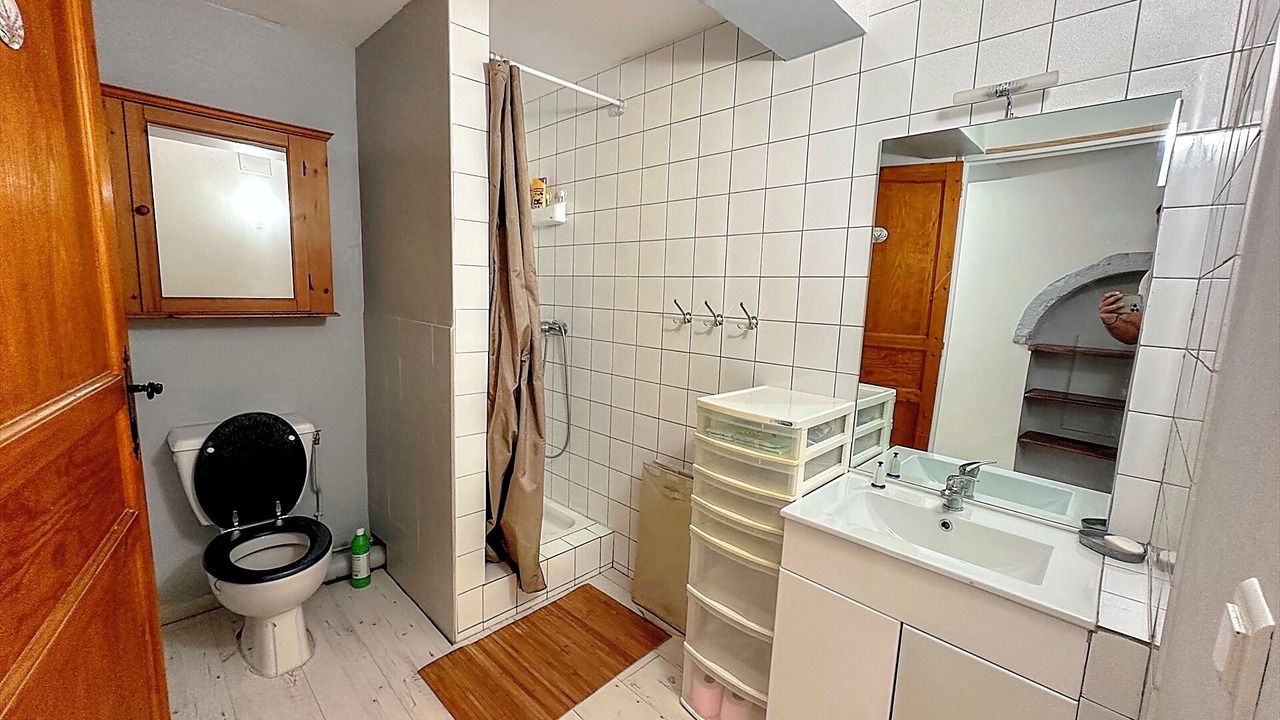 Photo of Bathroom in Aups