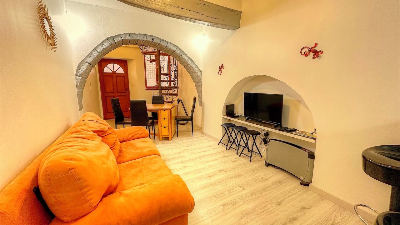 Photo of Livingroom in Aups