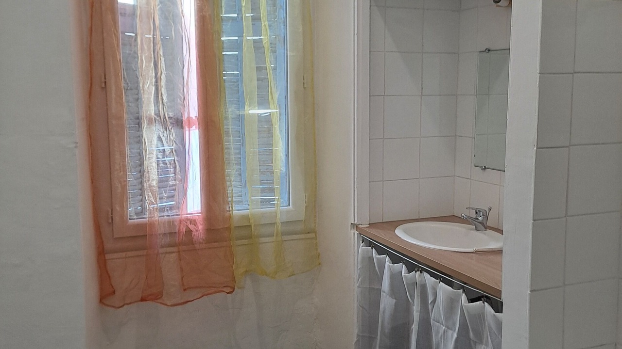 Photo of Bathroom in Les Grands Carmes
