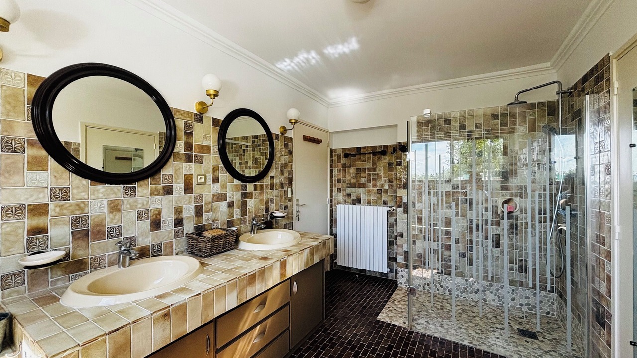 Photo of Bathroom in Brignoles