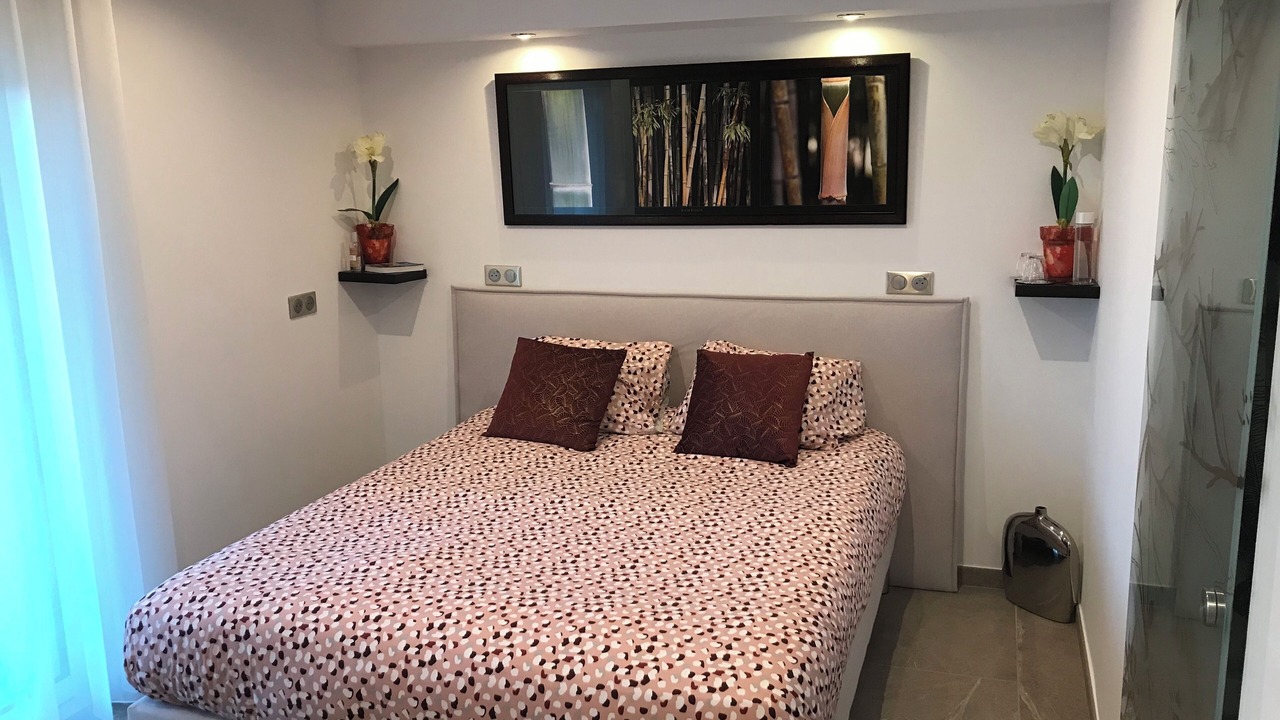 Photo of Bedroom in Pierrevert