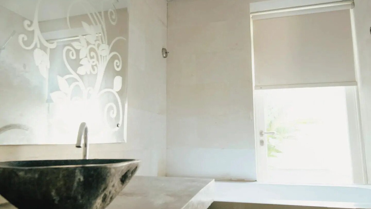 Photo of Bathroom in Mumbul