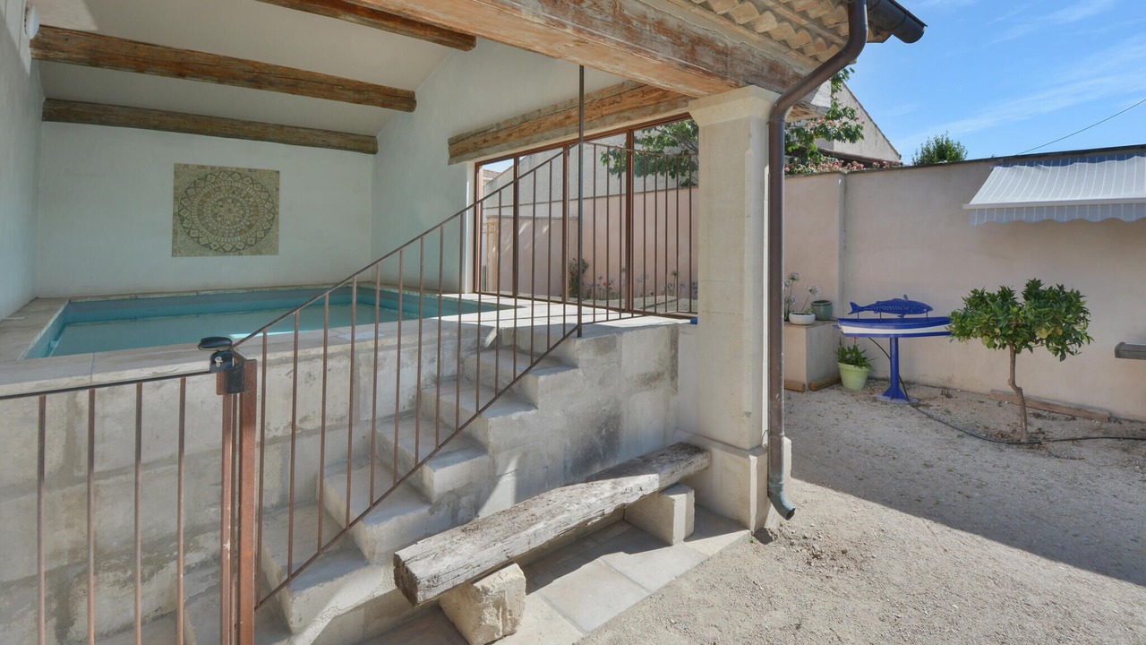 Photo of Outdoor in Noves