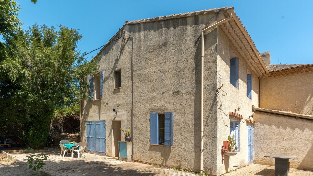 Photo of Outdoor in Venelles