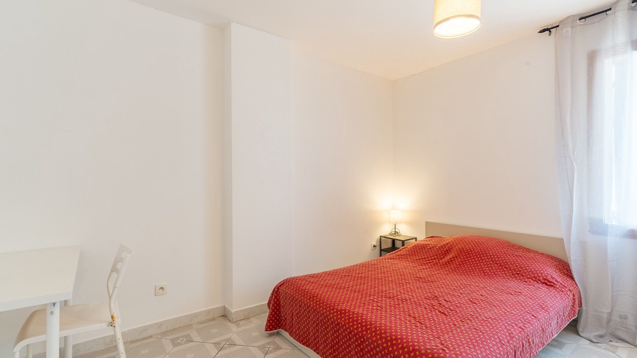 Photo of Bedroom in Venelles