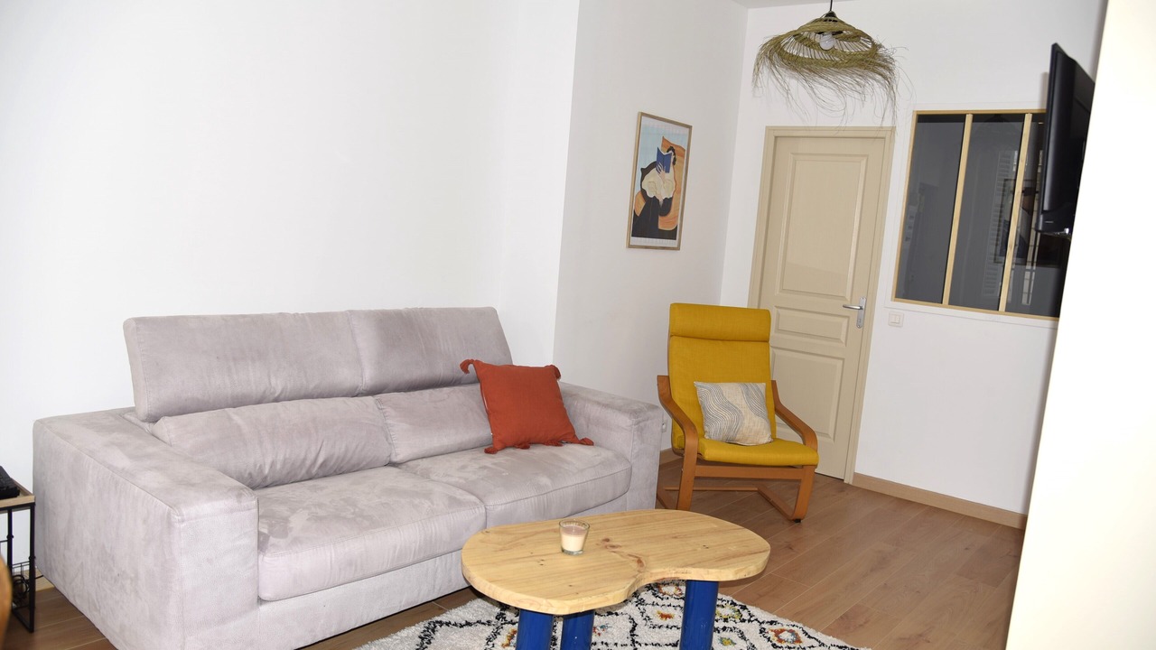 Photo of Livingroom in 1st Arrondissement
