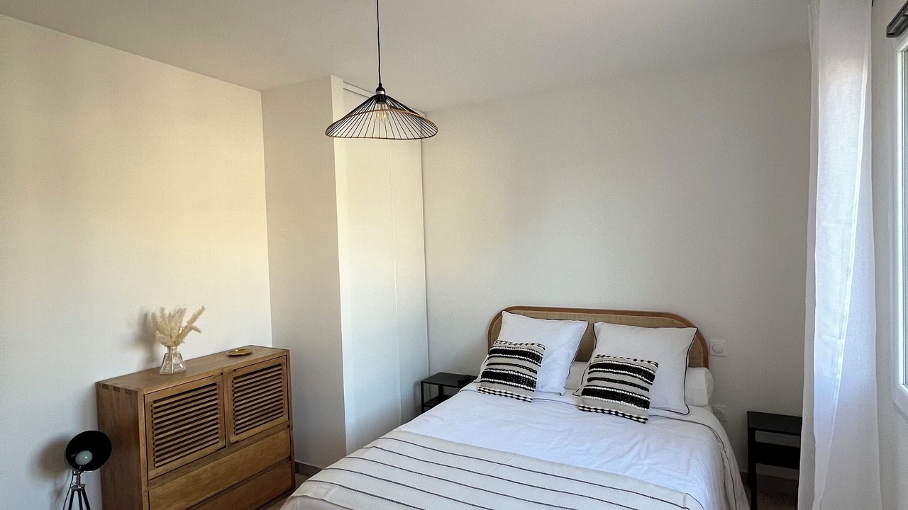Photo of Bedroom in Morieres-les-Avignon