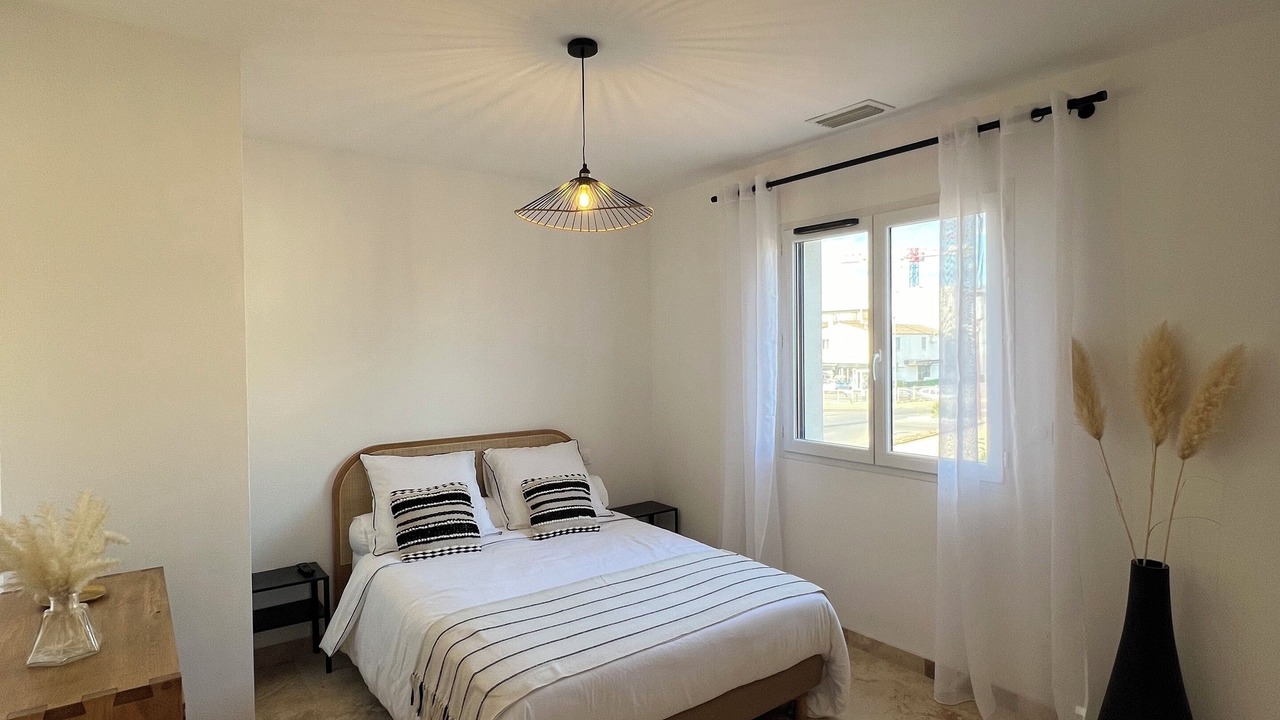 Photo of Bedroom in Morieres-les-Avignon