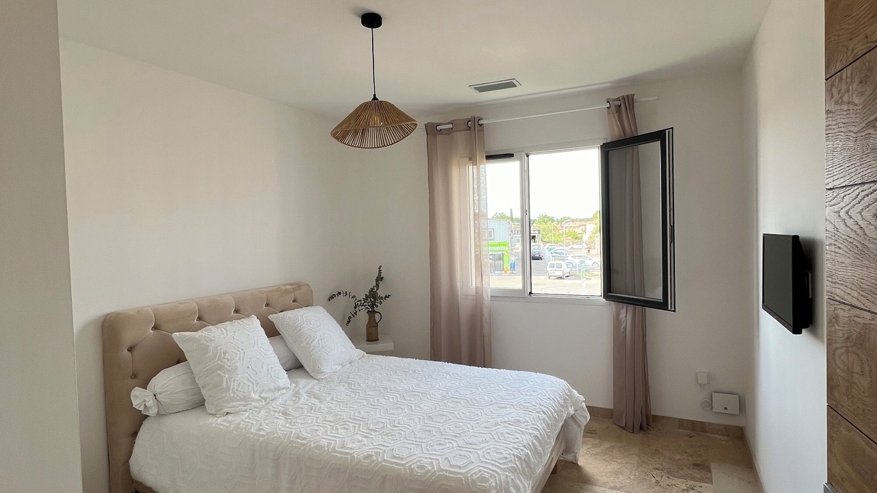 Photo of Bedroom in Morieres-les-Avignon