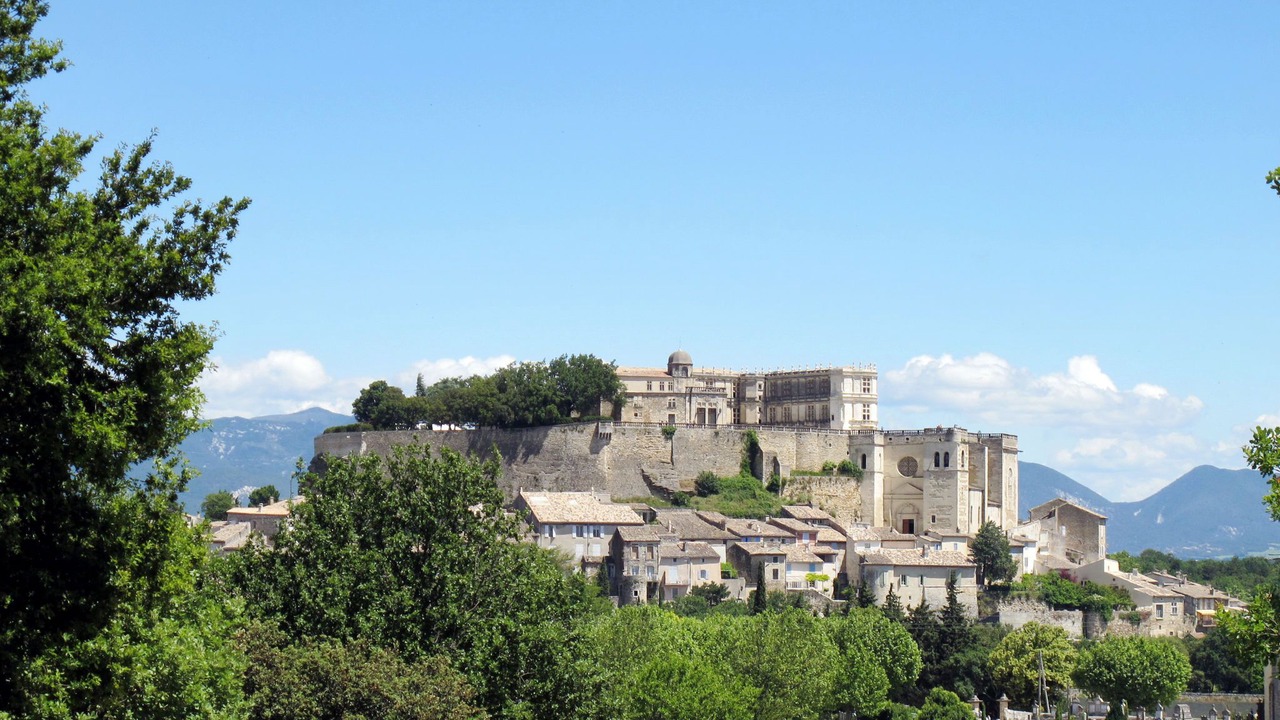 Photo of Outdoor in Grillon