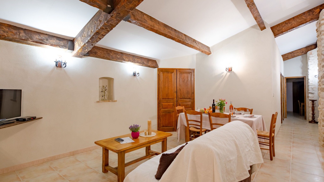 Photo of Bedroom in Bauduen