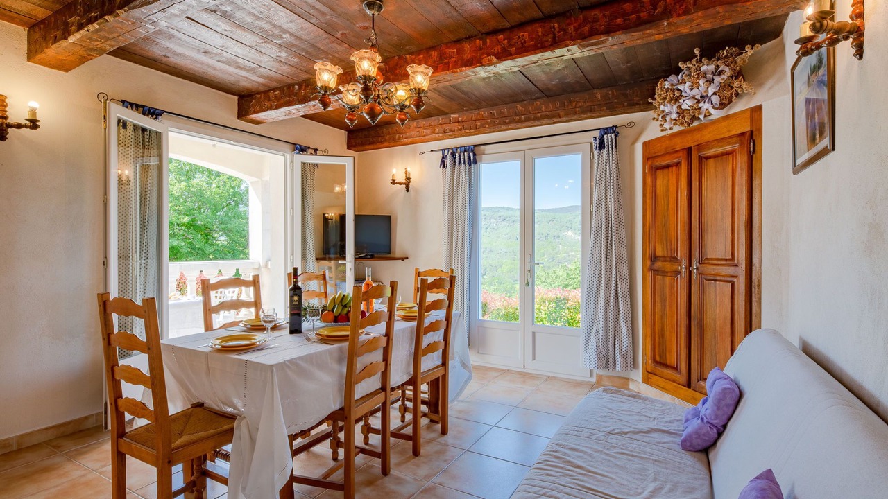 Photo of Livingroom in Bauduen