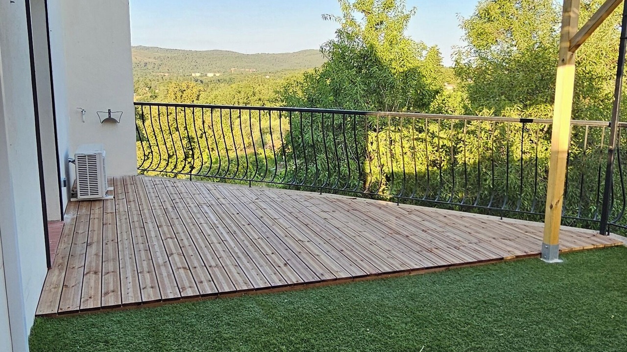 Photo of Patio Balcony in Saint-Cezaire-sur-Siagne