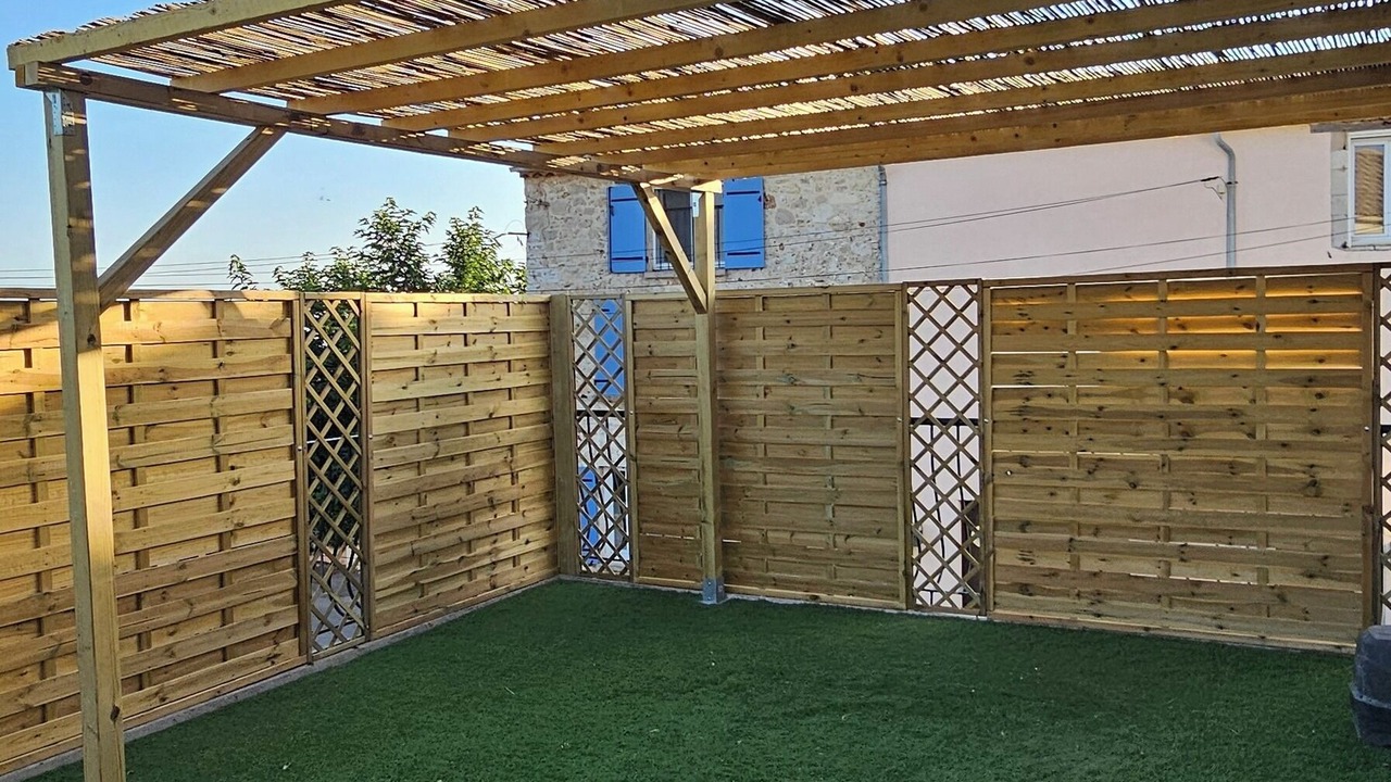 Photo of Outdoor in Saint-Cezaire-sur-Siagne